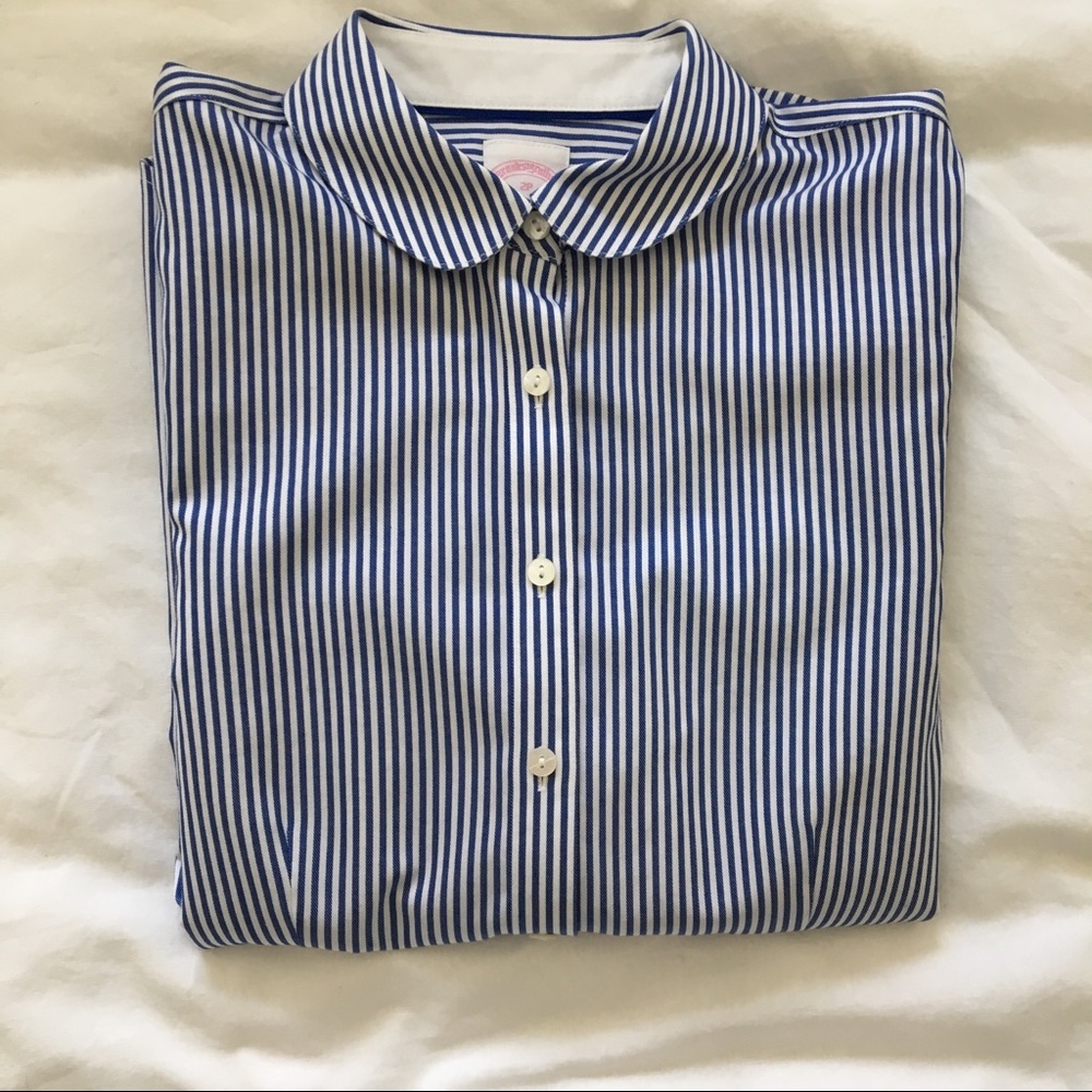 Brooks Brothers non-iron tailored round collar
